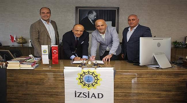 İZSİAD cezaevindeki çocuklara el uzatıyor 