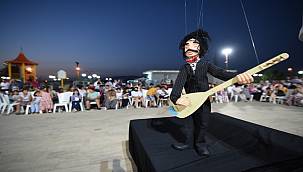 Torbalı Belediyesi'nden çocuklara kukla sürprizi 