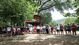 Türkiye'nin 35 üniversitesinden gençler Buca'yı keşfetti 