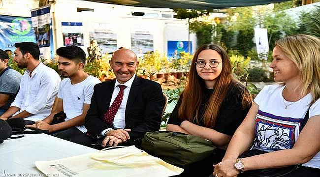 Başkan Soyer'den üniversite öğrencilerine müjde 