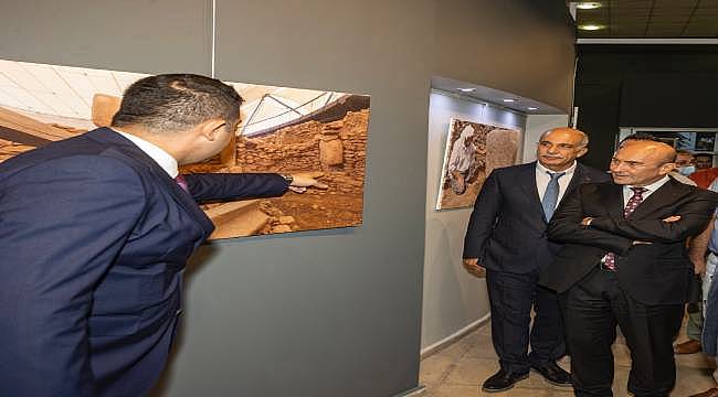 Başkan Soyer Göbeklitepe Fotoğraf Sergisi'nin açılışına katıldı 