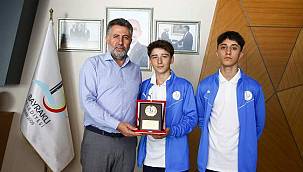 Bayraklı Belediyesi ödüle doymuyor 