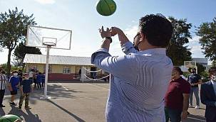 Fatih İlkokulu'nda Başkan Serkan Acar ve Öğrencilerden Renkli buluşma