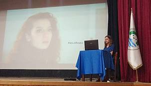 Foça'da "En İyi Narkotik Polisi, Anne" Semineri