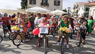 Foça'nın süslü kadınları 