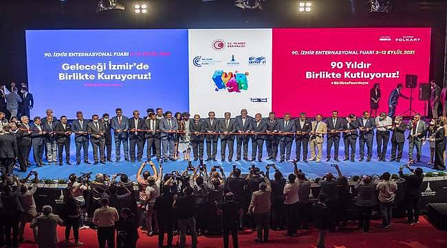 İzmir Enternasyonal Fuarı açıldı 