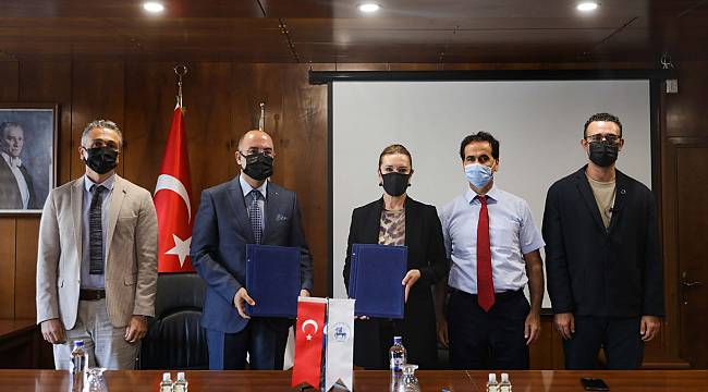 İzmir'in iki köklü kurumundan işbirliği protokolü 