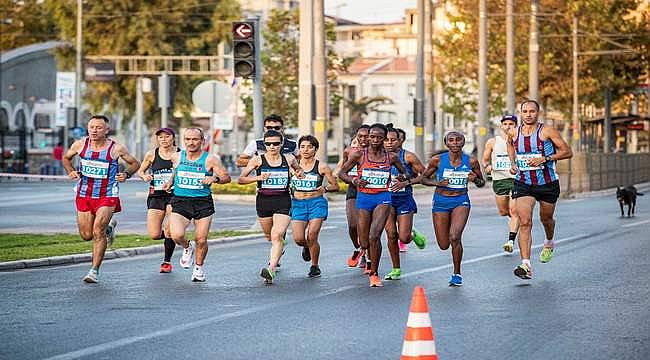 İzmir Yarı Maratonu'nda rekor heyecanı  