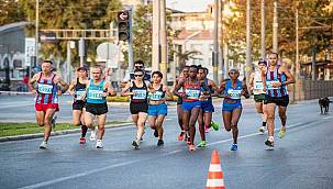 İzmir Yarı Maratonu'nda rekor heyecanı  