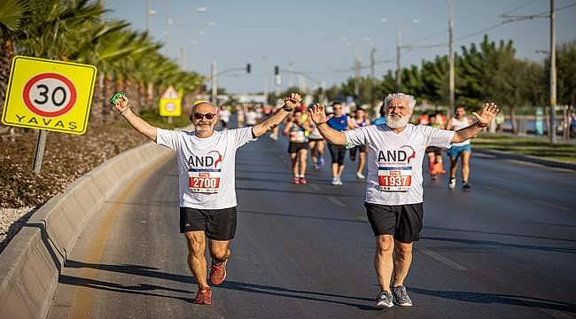 İzmir Yarı Maratonu'nda zafer Kenya ve Etiyopyalı atletlerin 