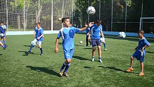 İzmirli çocuklar yaz-kış spor yapacak 