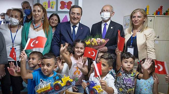 Özel çocuklardan Kılıçdaroğlu'na özel karşılama 
