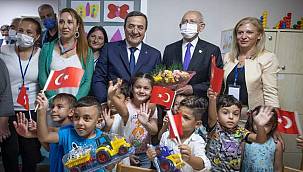 Özel çocuklardan Kılıçdaroğlu'na özel karşılama 