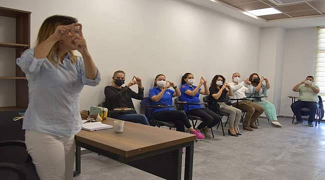 Aliağa Belediyesi İşaret Dili Kursları Başladı