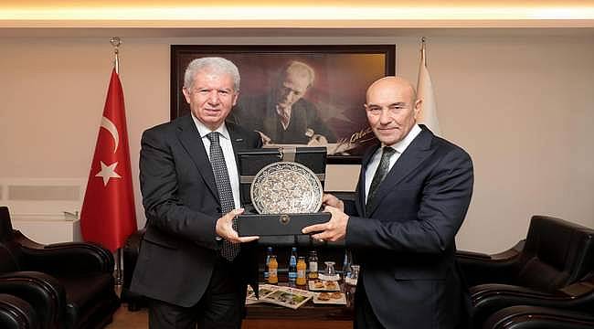 Başkan Soyer'den KOSBİ'ye destek ziyareti