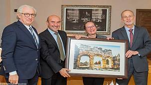 Başkan Soyer İsrail'in Ankara Büyükelçiliği Maslahatgüzarını ağırladı 