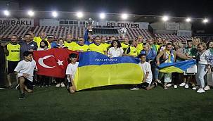 Bayraklı'da Ukrayna Türkiye Dostluğu 