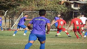 Foça Belediyespor hazırlık maçında KSK U19'u 2-1 yendi 