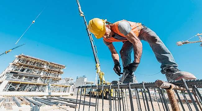 İzmir Opera Binası'nın yüzde 45'i tamamlandı 