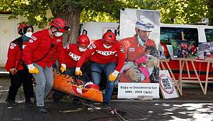 Konak'ta depreme hazırlık tatbikatı yapıldı 