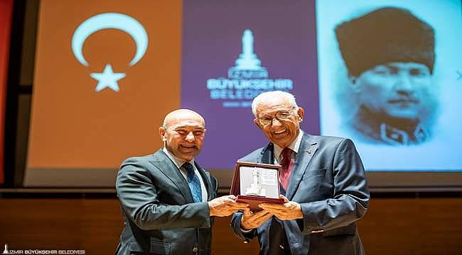 Tunç Soyer: "İzmir'in belediye başkanlığını yapmaktan onur duyuyorum" 