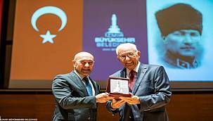 Tunç Soyer: "İzmir'in belediye başkanlığını yapmaktan onur duyuyorum" 