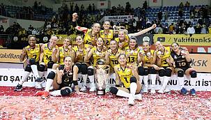 VakıfBank, Spor Toto Şampiyonlar Kupası'nın sahibi oldu