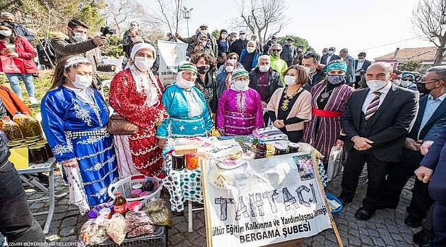 Büyükşehir Belediyesi'nden Bergama'ya ücretsiz gezi 