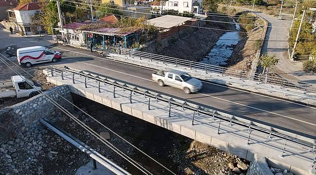 Dikili'nin yeni köprüsü hizmete girdi 