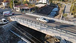 Dikili'nin yeni köprüsü hizmete girdi 