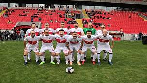 İzmir'de yürekler Duru bebek için attı  