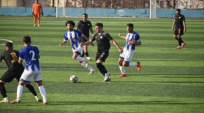 İzmirspor 1–0 Aliağaspor FK  
