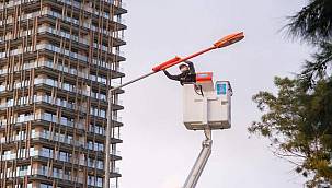 Adm ve Gdz Elektrik, kadına yönelik şiddete dikkat çekmek için sokakları turuncu aydınlattı 