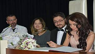 Aliağa'da 11 Ayda 658 Çift Mutluluğa İmza Attı 