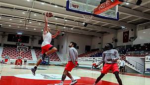 Aliağa Petkim Spor'un Konuğu Yukatel Merkezefendi Belediyesi Basket 