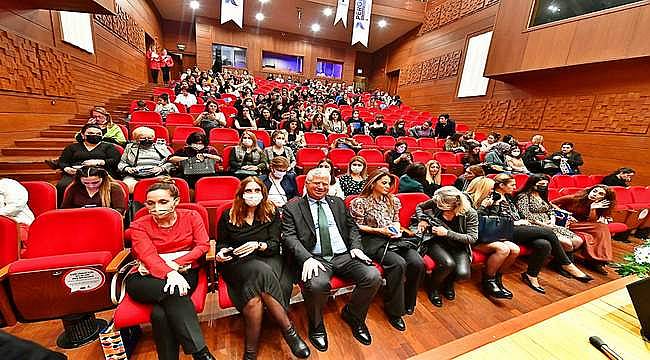 Başkan Vekili Mustafa Özuslu: "İzmir'in kadın liderlerini yetiştirmek istiyoruz" 