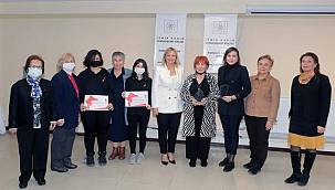 İKKB, 'Işıldayan Kadınları' ödüllendirildi 