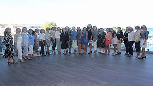 İZİKAD, 2022 yol haritasını Çeşme'de belirledi 