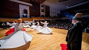 İzmir'de Mevlânâ Celaleddin-i Rumi'yi anma gecesi 