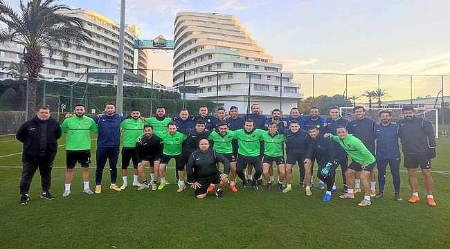 Aliağaspor FK ikinci yarı hazırlıklarını sürdürüyor 