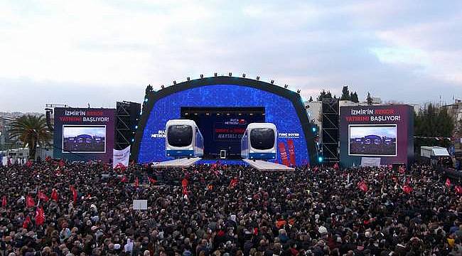 Artırılmış gerçeklikle kamusal etkinlikte bir ilk: Buca Metrosu'nun temel atma töreni de tarihe geçti