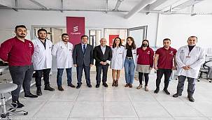 Başkan Soyer Egeşehir Laboratuvarı'nı inceledi 