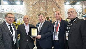 Çeşme'ye EMITT 2022'den 'en iyi stant' ödülü 