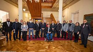 Çiğli Sivil Toplum Platformu üyeleri Başkan Soyer'i ziyaret etti