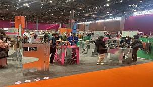  Fransa 2023 İlkbahar-Yaz sezonunu Türk kıyafetleriyle karşılayacak 