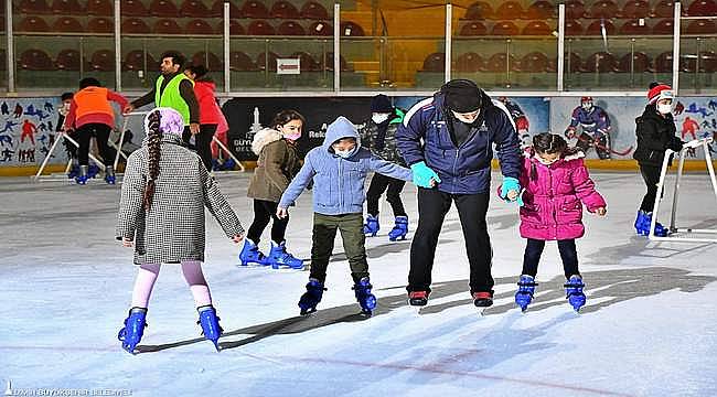 Kadifekaleli çocuklara karne hediyesi 