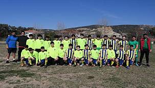 Menemen ve Foçalı gençler sahaya çıktı 