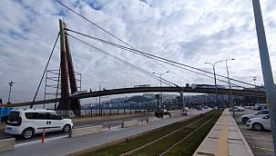 Mustafa Kemal Sahil Bulvarı'nın 300 metrelik bölümünde trafik akışı pazartesi normale dönüyor 