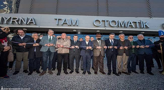Türkiye'nin en büyük tam otomatik otoparkı İzmir'de açıldı 