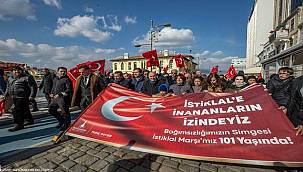 Soyer: "İstiklal Marşı esaret altına alınmak istenen vatanın umudu oldu" 